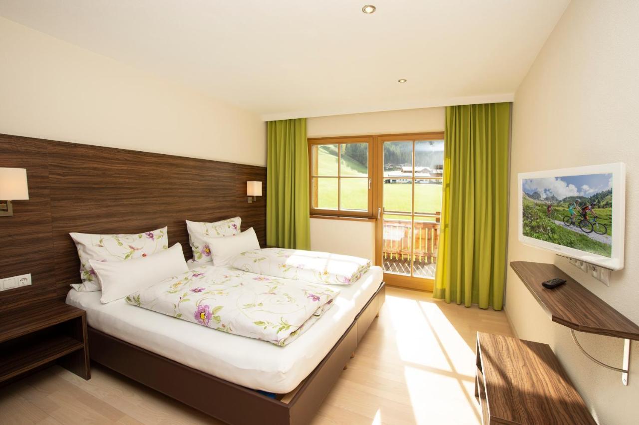 Ferienwohnung "Mein Alpenjuwel" Filzmoos Exterior foto